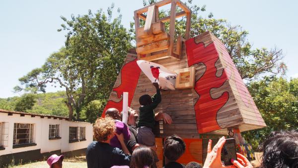 Cosmogolem, The Future of Hope Foundation, Harare, ZImbabwe, 2015 © Koen Vanmechelen