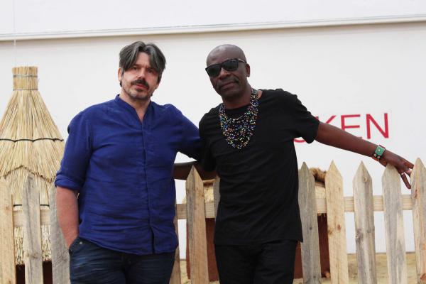 Koen Vanmechelen & Curator Koen Vanmechelen & Curator