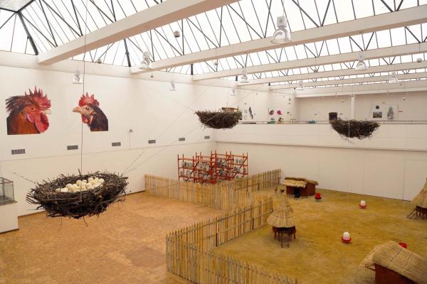 Installation view Planetary Community Chicken, National Gallery of Harare (ZW) © Koen Vanmechelen, 2016 Installation view Planetary Community Chicken, National Gallery of Harare (ZW) © Koen Vanmechelen, 2016