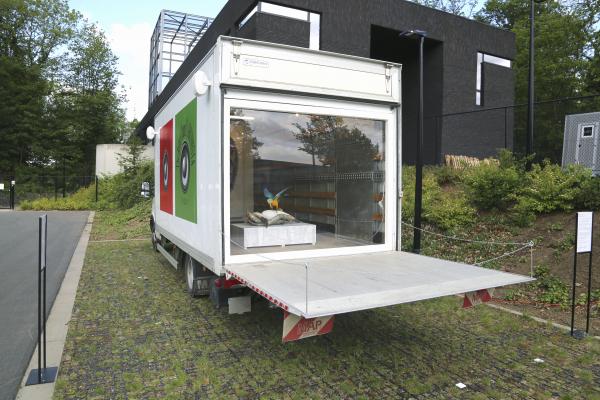 Protecting the Other, The Battery Channel © Koen Vanmechelen, photo Stoffel Hias, 2020