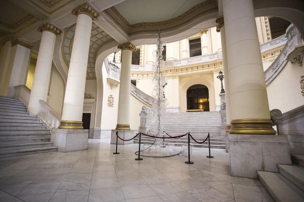 Medusa's Hope, Museo Nacional de Bellas Artes Cuba, Havana © Koen Vanmechelen, 2022, photo by Juan Carlos Romero