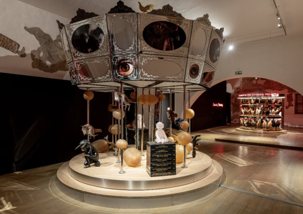 Carousel of Life - La Giostra Della Vita, MUSE, Trento (IT) © Koen Vanmechelen, photo by Matteo Di Stefano